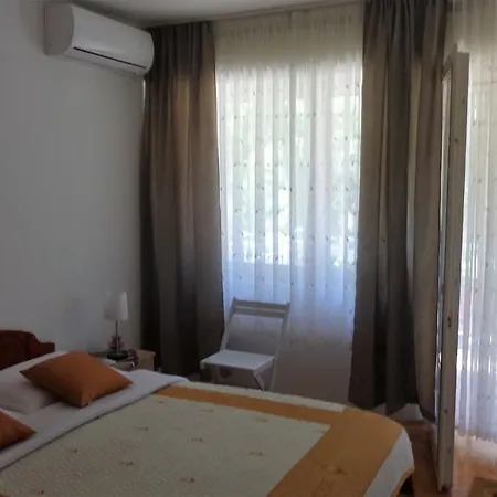 Lejla Affittacamere 3*